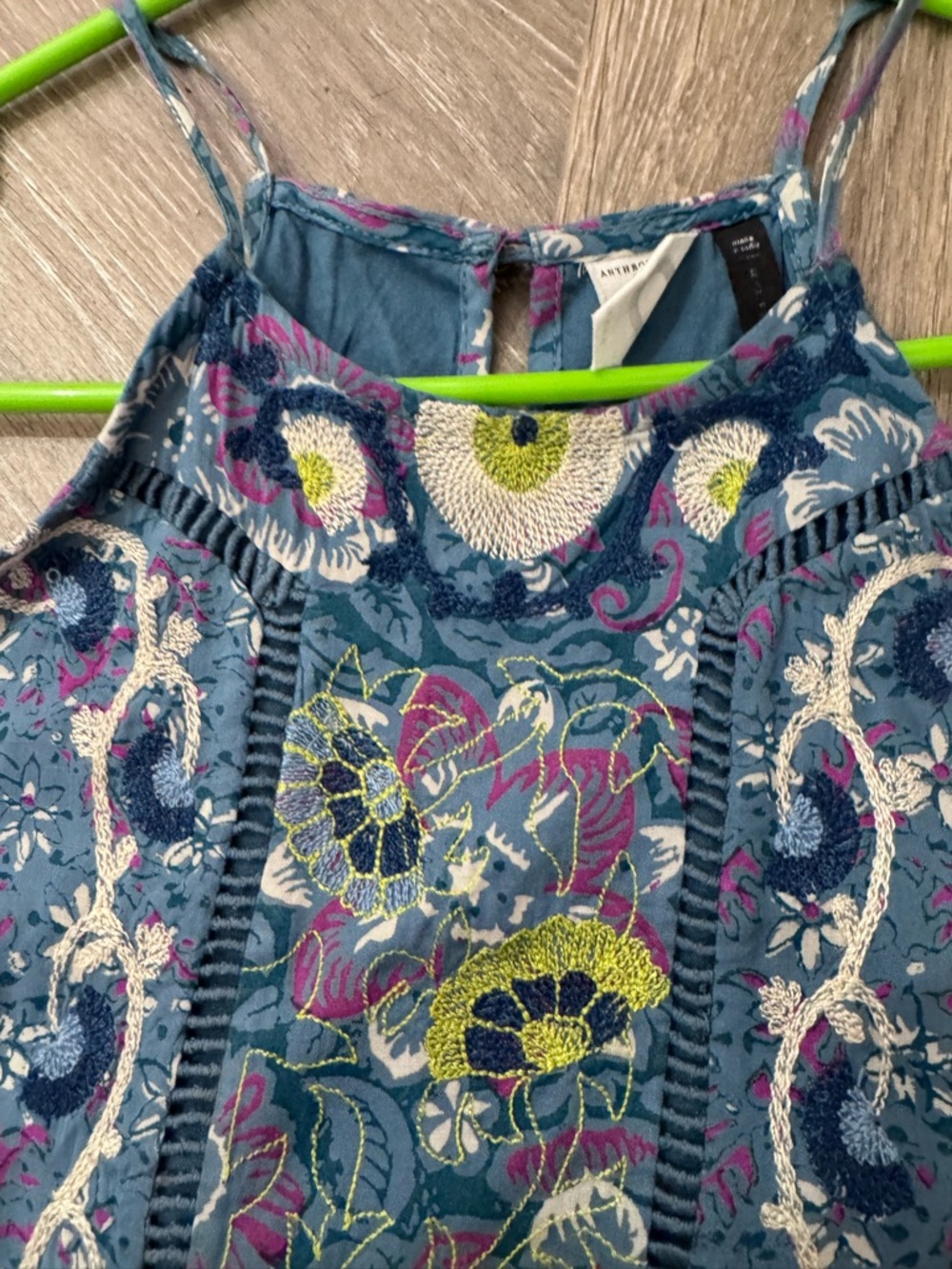 Anthropologie Embroidered Halter Top Boho Floral Blue Sleeveless Size Medium - Picture 3 of 7